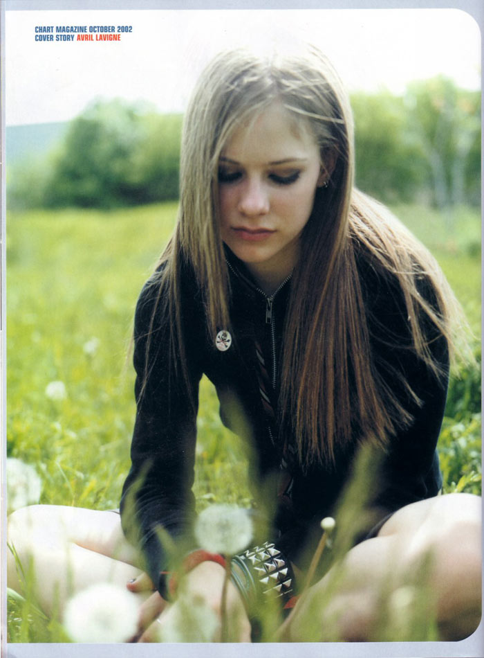Avril Lavigne image gallery 1