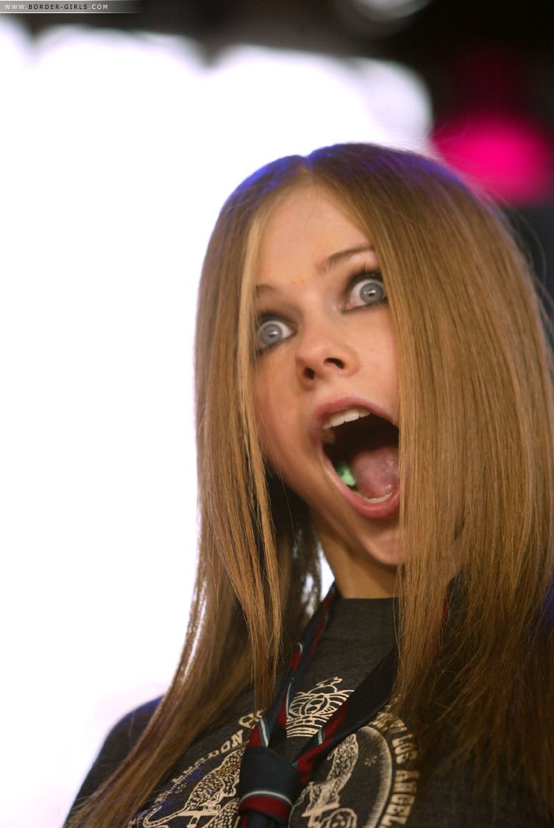 Avril Lavigne image gallery 2