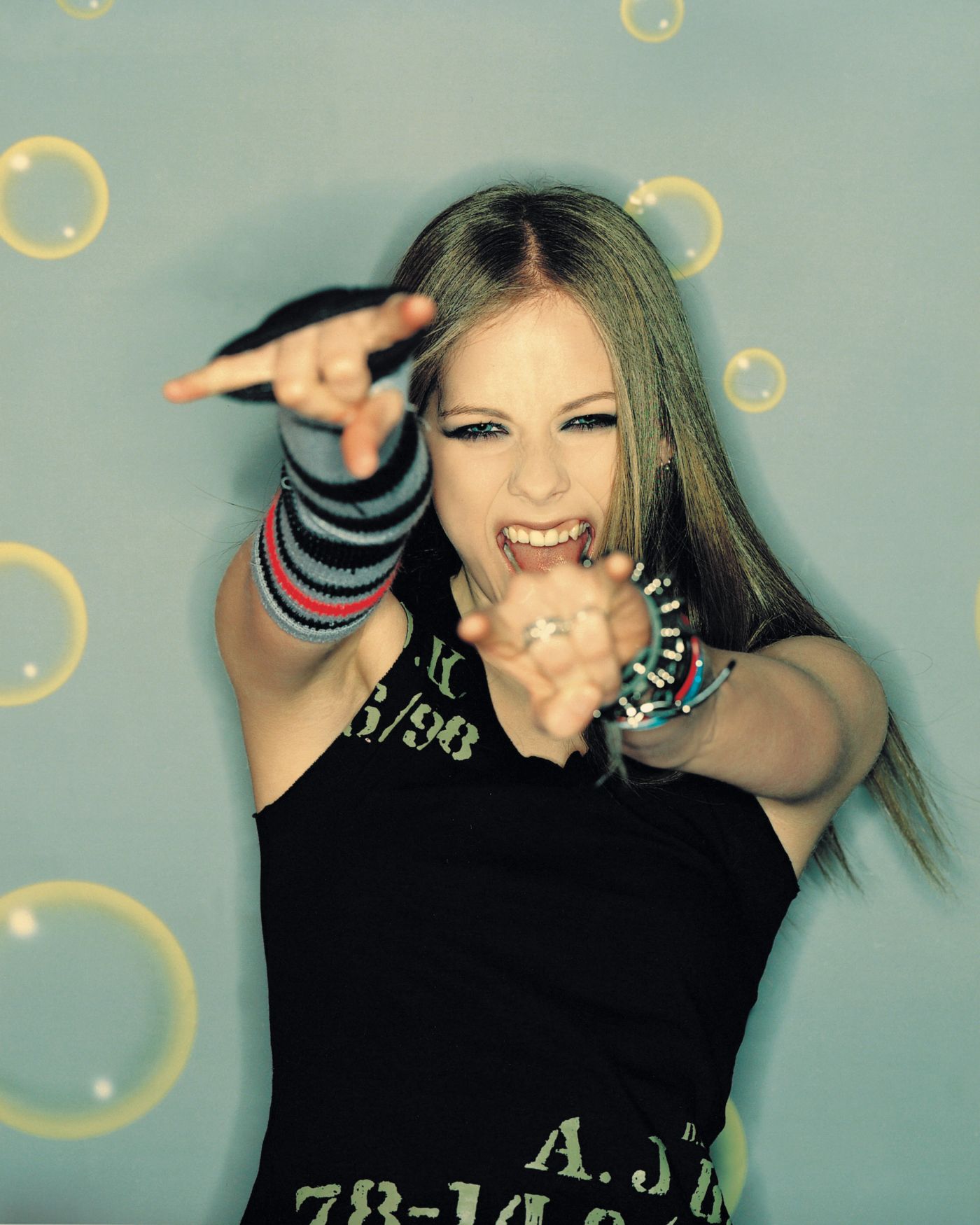 Avril Lavigne image gallery 3